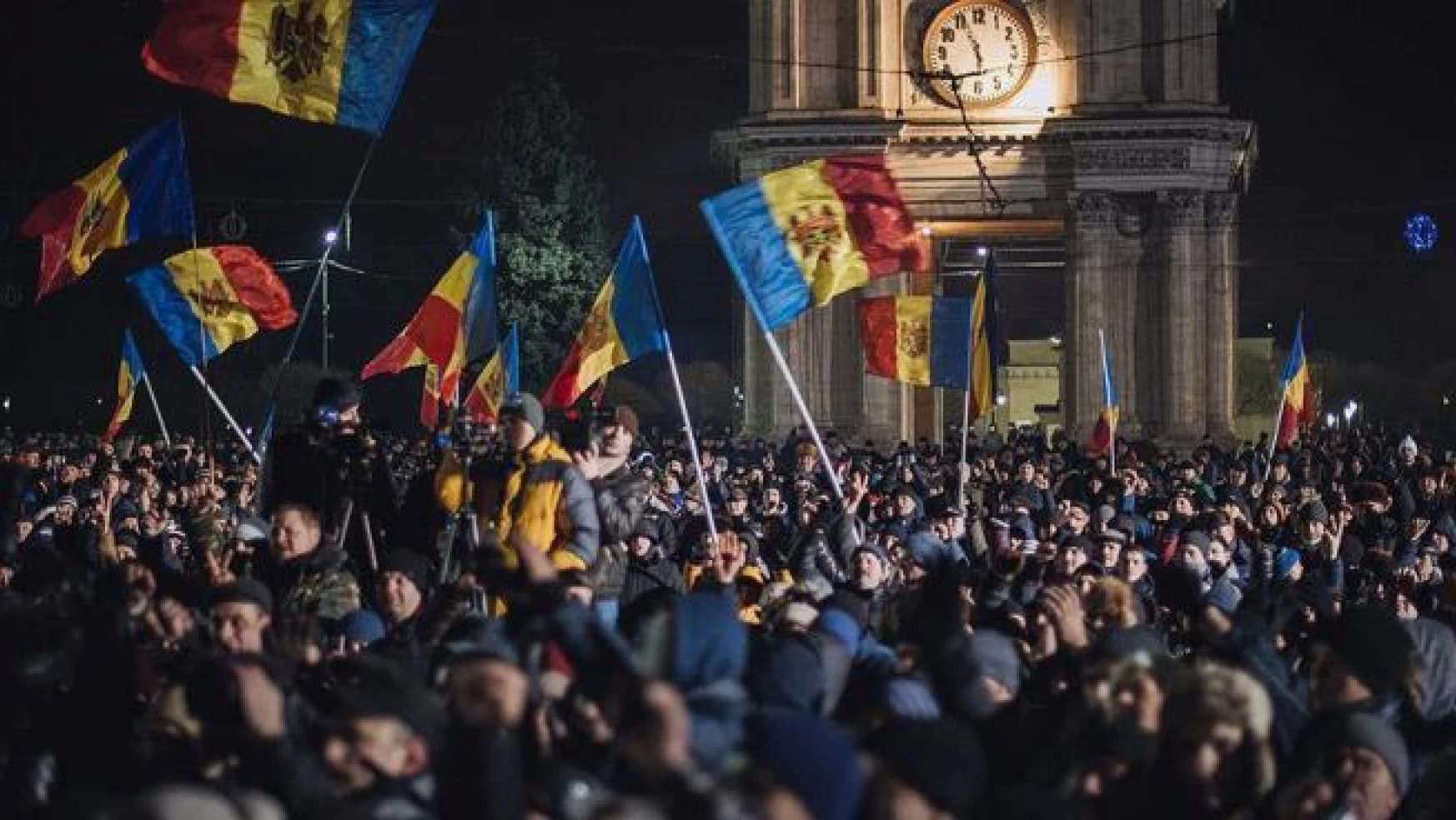 Moldova'da muhalefetin hükümete verdiği süre doldu