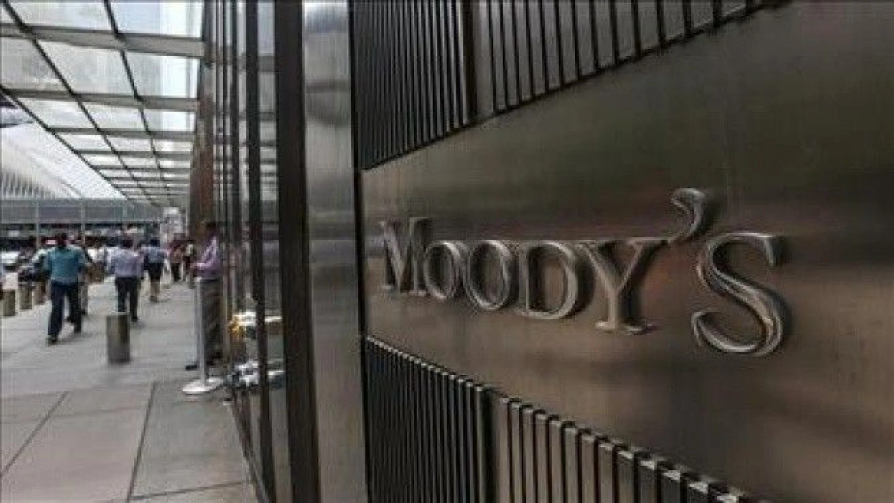 Moody's Türkiye'nin kredi notunu korudu