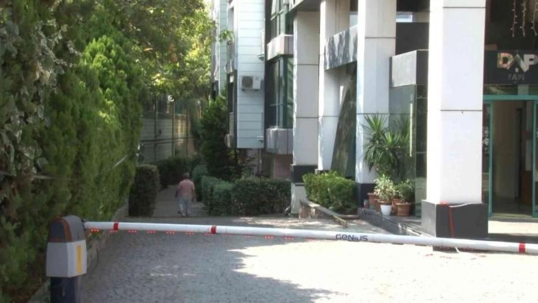 Oyuncu Süreyya Gürsel Evren 3'üncü kattan düşerek hayatını kaybetti