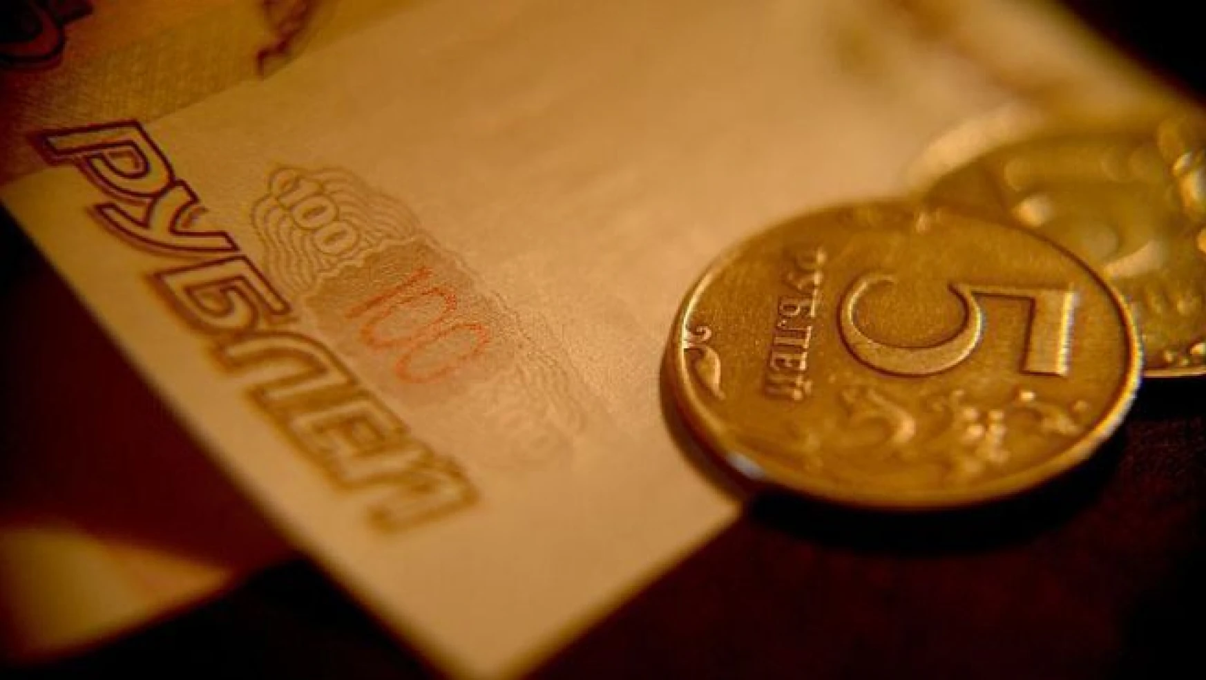 Rus rublesi düşüşe geçti