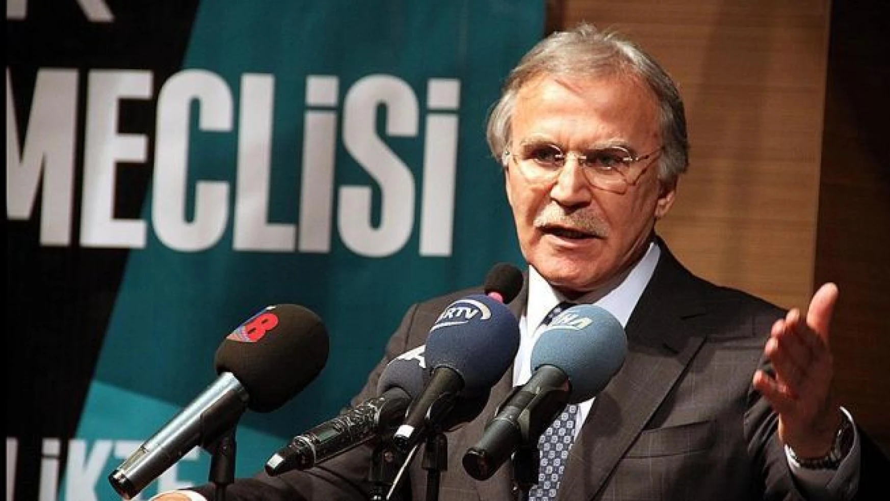 'Sadece PKK DAEŞ ve diğer terör örgütleriyle savaşmıyoruz'