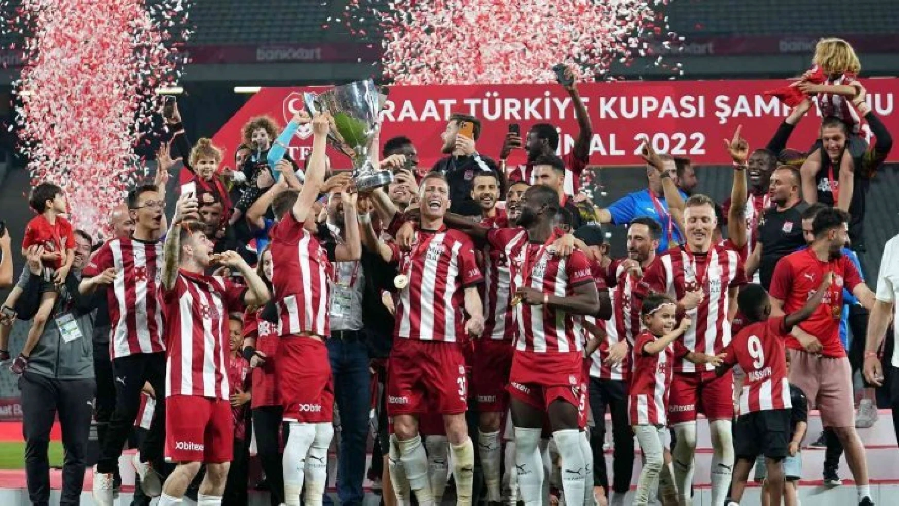 Sivasspor, üst üste 3. kez Avrupa kupalarına katılacak