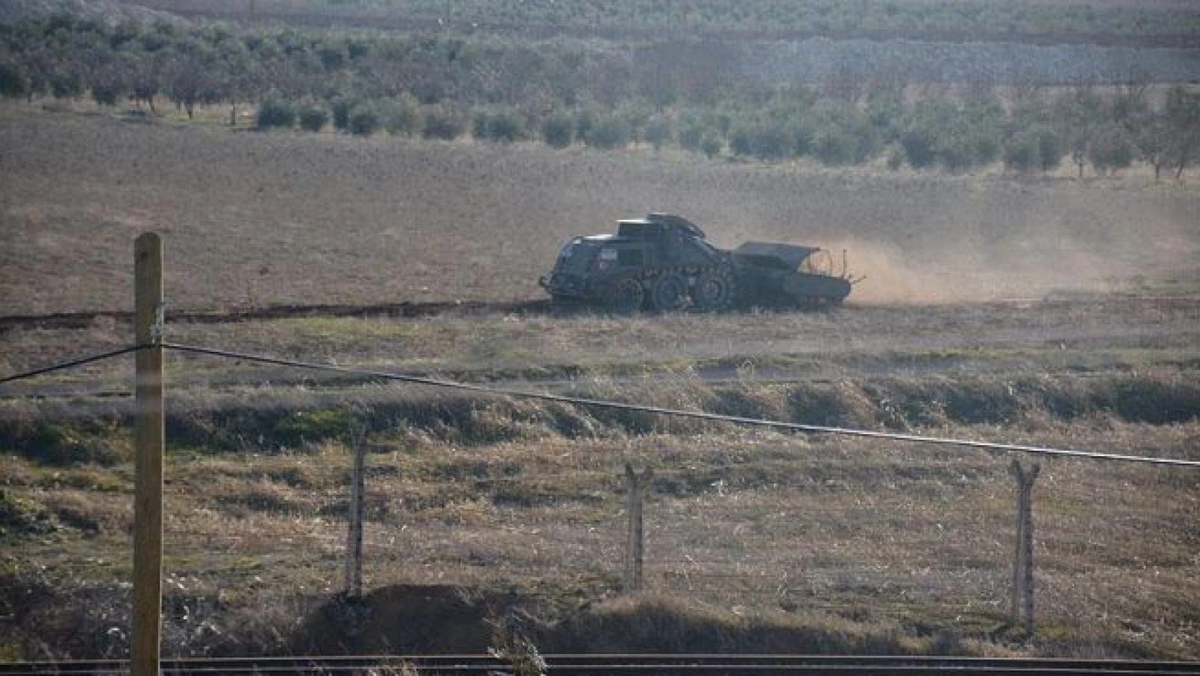 Suriye sınırında Mehmetçiklere DAEŞ saldırısı