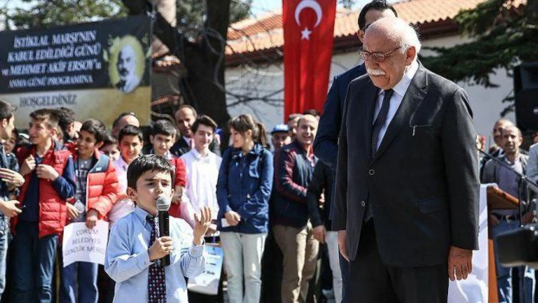 Taceddin Dergahı'nda 'Mehmet Akif Ersoy'u Anma Programı' düzenlendi
