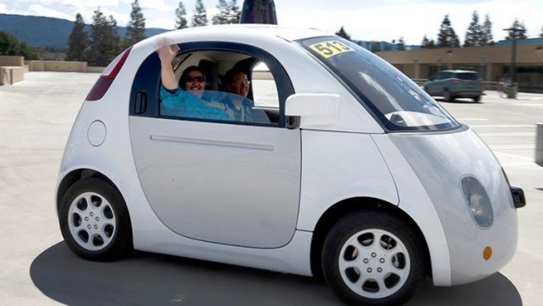 Teknoloji devi Google sürücüsüz araç üretti