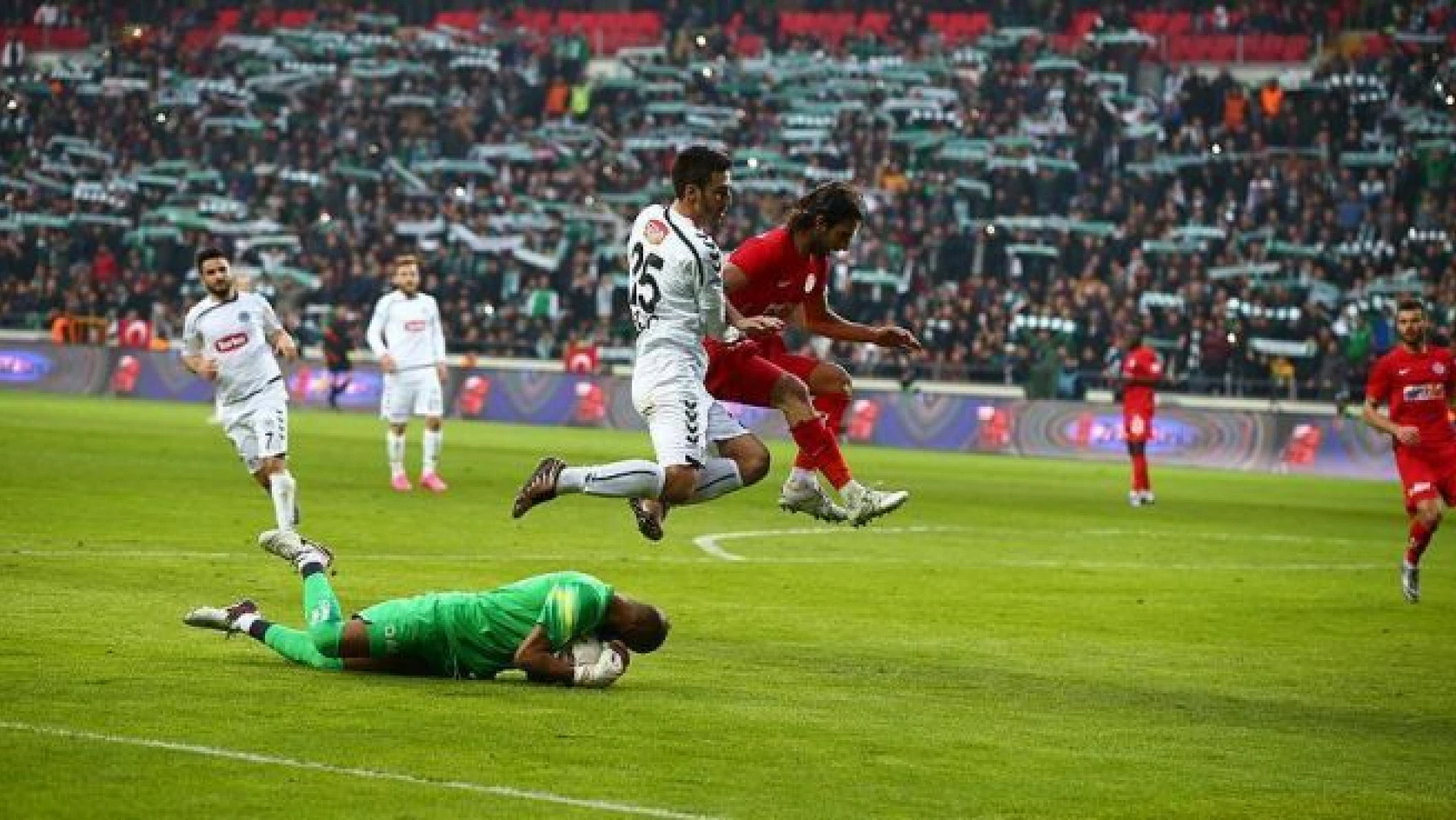 Torku Konyaspor çeyrek finale yükseldi