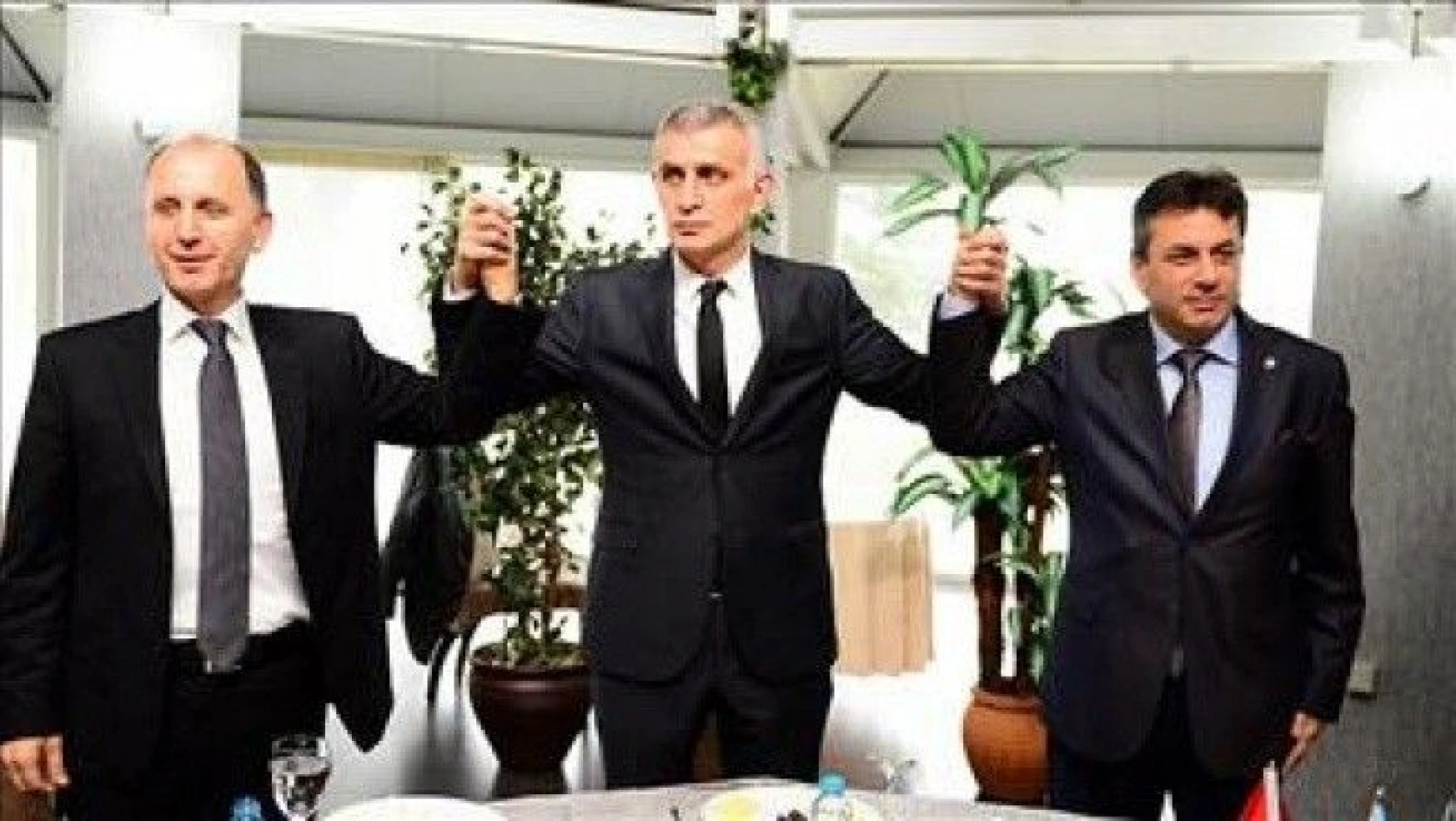 Trabzonspor'da başkan adayları bir araya geldi