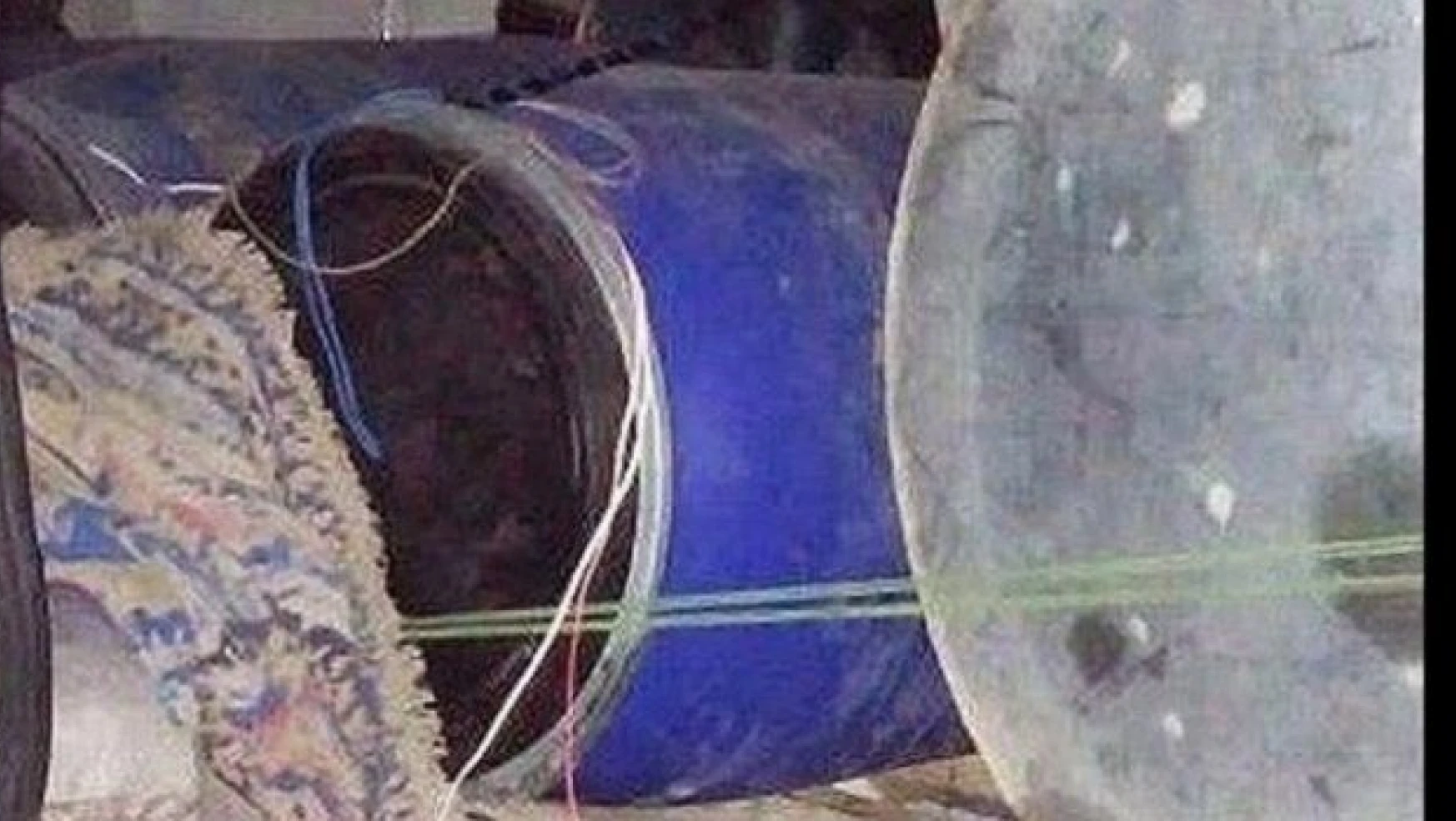 Van Erciş'te bomba yüklü kamyonet ele geçirildi