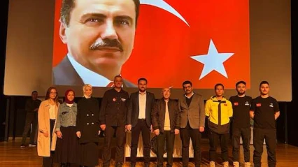 Hakkı Öznur model şahsiyet Muhsin Yazıcıoğlu'nu anlattı