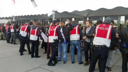 Ak Parti mitinginde 115 metal dedektörlü kapı, 10 X-Ray cihazı kuruldu