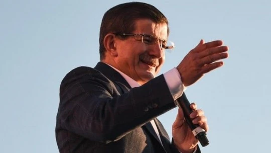Ak Parti mitinginde 115 metal dedektörlü kapı, 10 X-Ray cihazı kuruldu