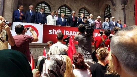 FETÖ destekli NATO darbe ve işgal teşebbüsüne karşı STK'lar ayakta