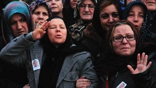 Söz bitti, 6 yaşındaki şehit çocuğunun göz yaşları konuştu (VİDEO)