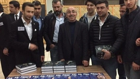 Muhsin Yazıcıoğlu yavruvatan Kıbrıs'ta anıldı