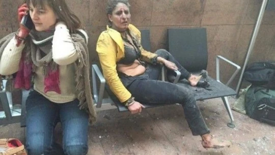 Brüksel'de peş peşe 4 patlama: 34 ölü