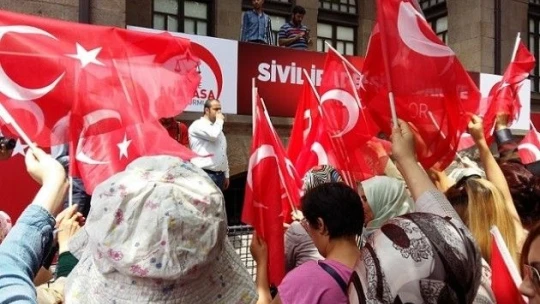 FETÖ destekli NATO darbe ve işgal teşebbüsüne karşı STK'lar ayakta