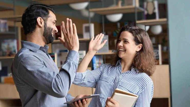 'Duygusal bulaşma mesleki bağlılığı azaltıyor'