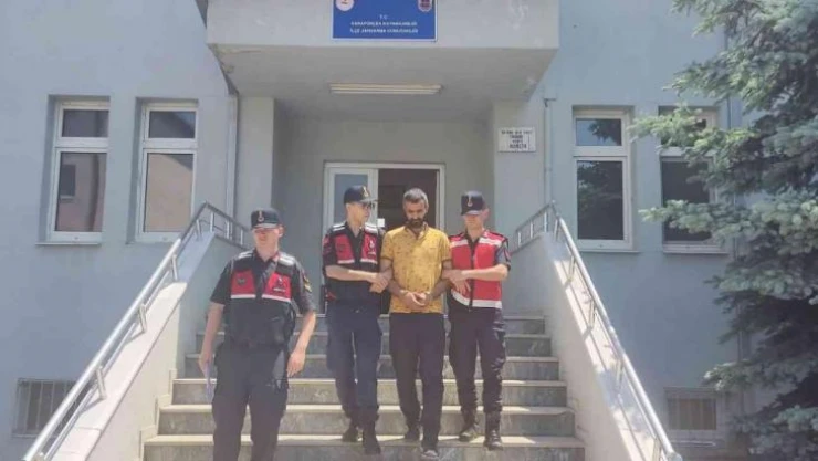 11 suçtan aranıyordu jandarma ekiplerince yakalandı