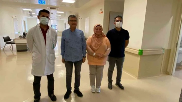 22 yıllık obezite mücadelesinde zafere ilk adımı attı