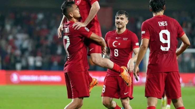 A Milli Futbol Takımı'nda hedef 3'te 3