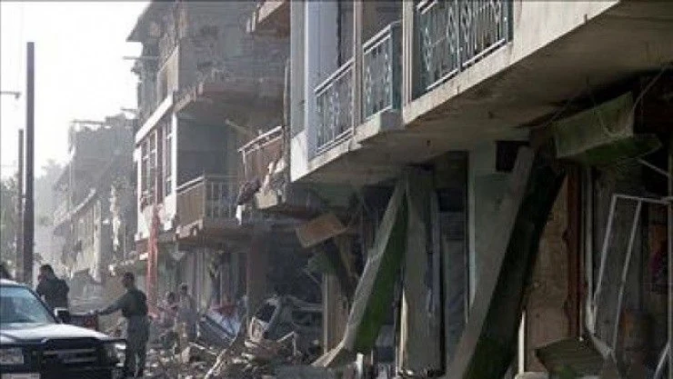 Afganistan'da roket mermisi eve isabet etti