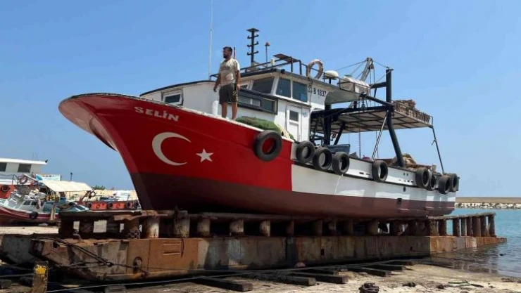 Akdeniz'in balıkçıları, ekmek teknelerini 15 Eylül'e hazırlıyor