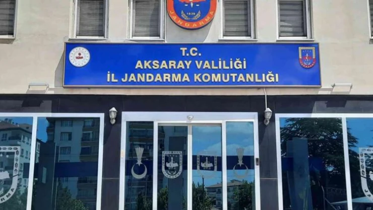 Aksaray'da 'parada sahtecilik'ten aranan şahsı jandarma yakaladı