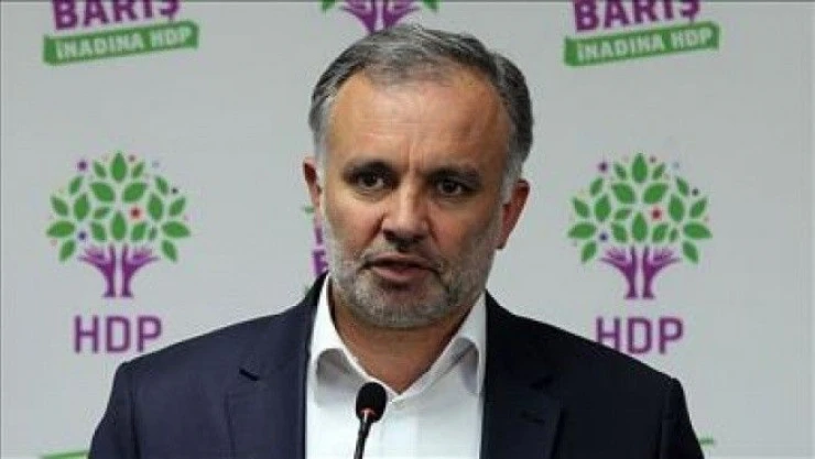 'Anayasa yapımı konusundaki her türlü çağrı dikkate değer'