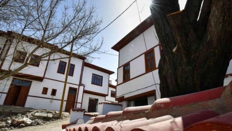 Ankara Kalesi'nin tarih kokan sokakları turizme açılıyor