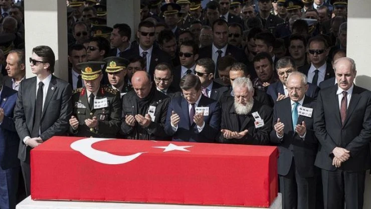 Ankara'daki saldırıda yaşamını yitirenler için tören düzenlendi