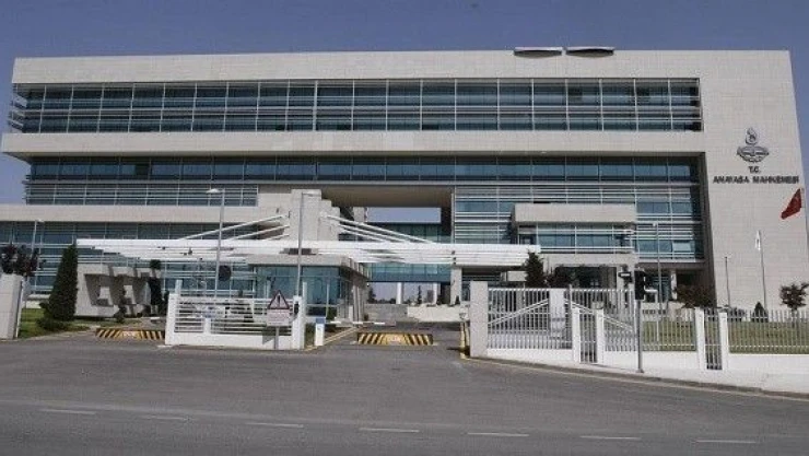 AYM'den mahkumların siyasi haklarına ilişkin karar