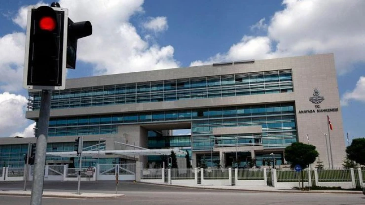 AYM'den sokağa çıkma yasağı kararı