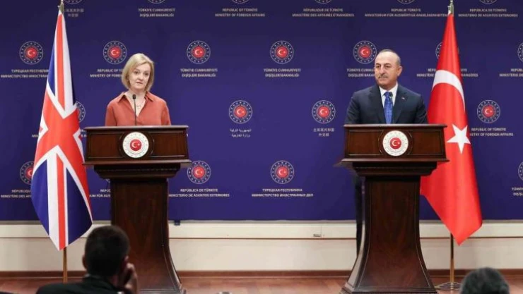 Bakan Çavuşoğlu, Rusya'nın Ukrayna'nın tahıllarını Türkiye'ye sattığı iddialarına ilişkin konuştu