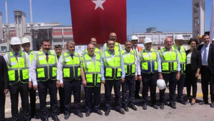 Bakan Dönmez: 'Hiçbir bor ürününü cevher olarak satmıyoruz'