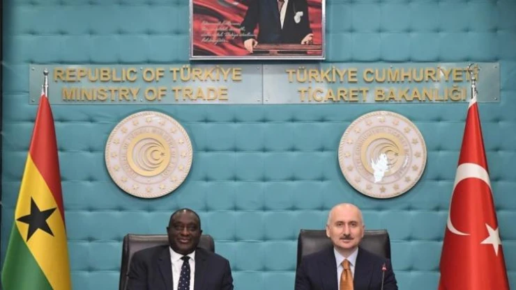 Bakan Karaismailoğlu: '(Gana) İkili ticaret hacmimizi 1 milyar dolara ulaştırmayı hedeflemekteyiz'