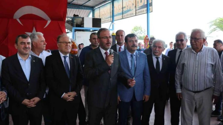 Bakan Kasapoğlu, balıkçılara bereketli sezon dileğinde bulundu