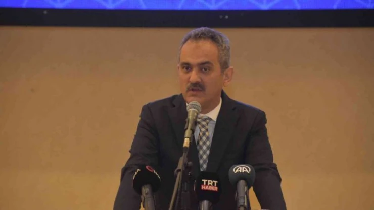 Bakan Özer'den Kırıkkale'ye müjde: 'Eğitim yatırımlarını 70 milyondan 370 milyona çıkarttık'