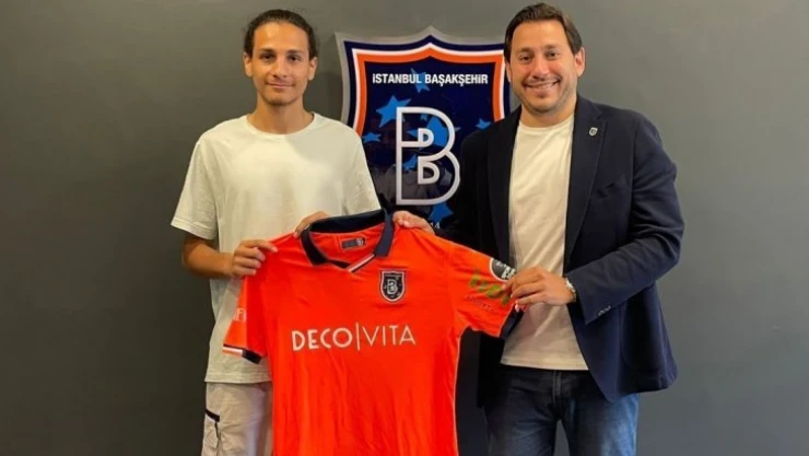 Başakşehir, Eren Karaağaç'ı kadrosuna kattı