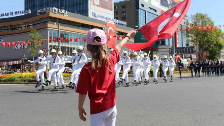 Başkentte 30 Ağustos Zafer Bayramı yürüyüşü