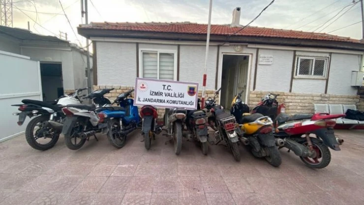 Bergama'da 2 motosiklet hırsızı kıskıvrak yakalandı
