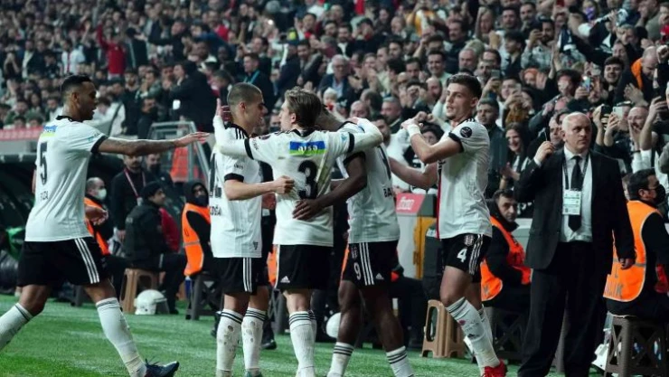 Beşiktaş'ta hedef ilk 4
