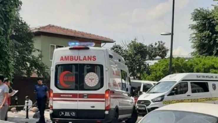 Beykoz Anadolu Hisarı'nda kardeşler arasında silahlı kavga: 3 yaralı