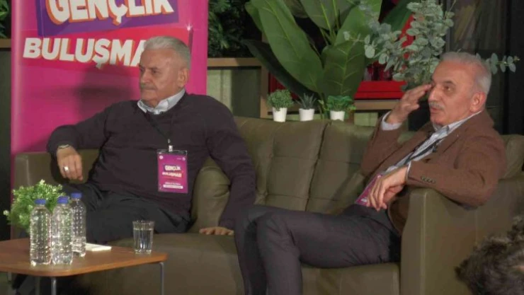 Binali Yıldırım Ümraniye'de gençlerle bir araya geldi