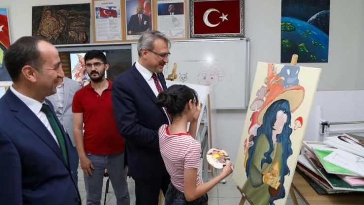 Bingöl Valisi Kadir Ekinci, Bilim ve Sanat Merkezini gezdi
