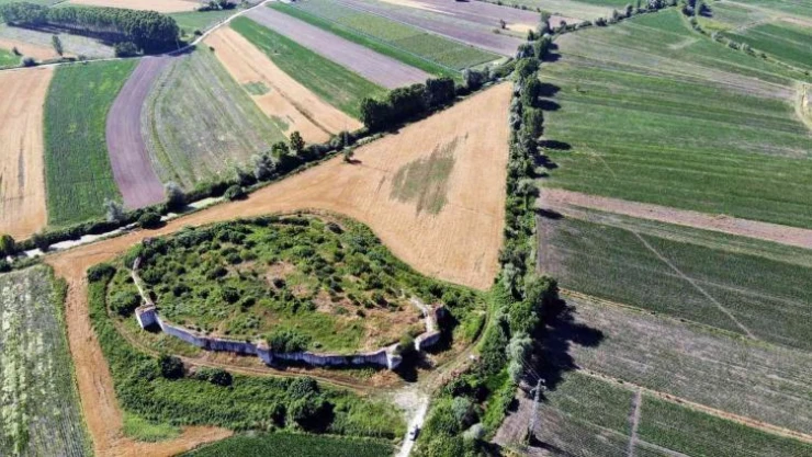 Bizans'ın sınırını koruyordu şimdi mısır tarlalarına bekçilik yapıyor