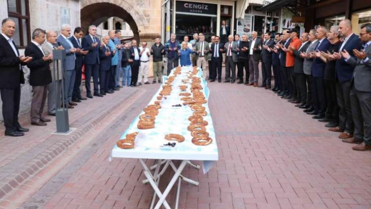 Bolu'da 'Ahilik Haftası' esnafın dualarıyla başladı