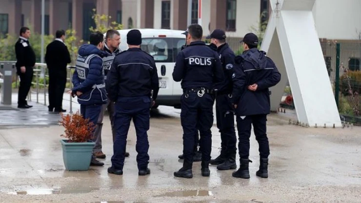 Bursa merkezli 6 ilde FETÖ/PDY operasyonu: 19 gözaltı