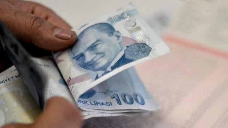 Çalışan emeklilerin prim kesintisi kaldırıldı