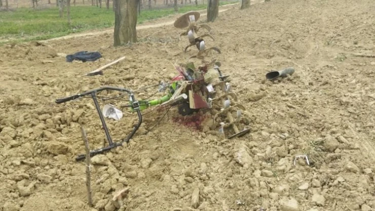 Çapa motoruna ayağını kaptıran çiftçi ağır yaralandı