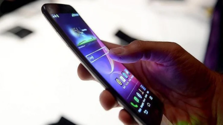 'Cep telefonuyla fazla meşguliyet fıtık ediyor'